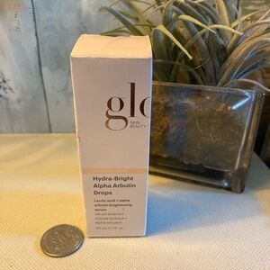 Glo Skin Beauty Hydra-Bright Alpha Arbutin Drops